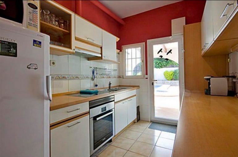 Cocina luminosa Property-Finder-Spain