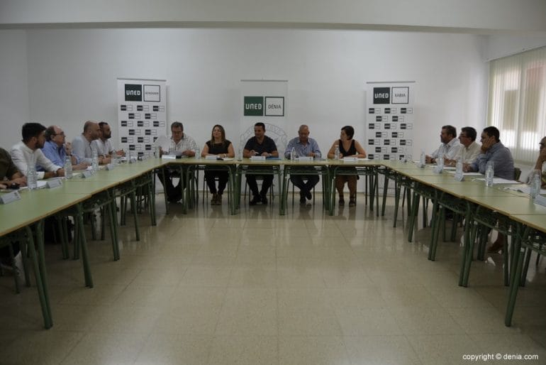 Inicio de la reunión de la Junta Rectora de la UNED de Dénia