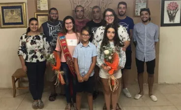 junta gestora falla darrere del castell amb els seus càrrecs