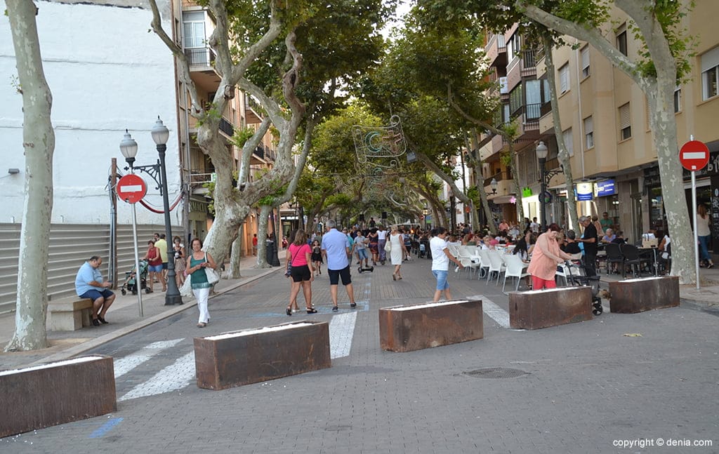 Dénia estudiará incorporar a profesionales de emergencias en las próximas juntas locales de seguridad 1 maceteros en la calle marques de campo