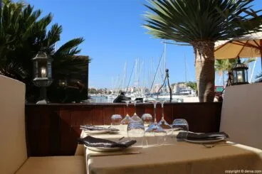 Mesa terraza Restaurante Vizio