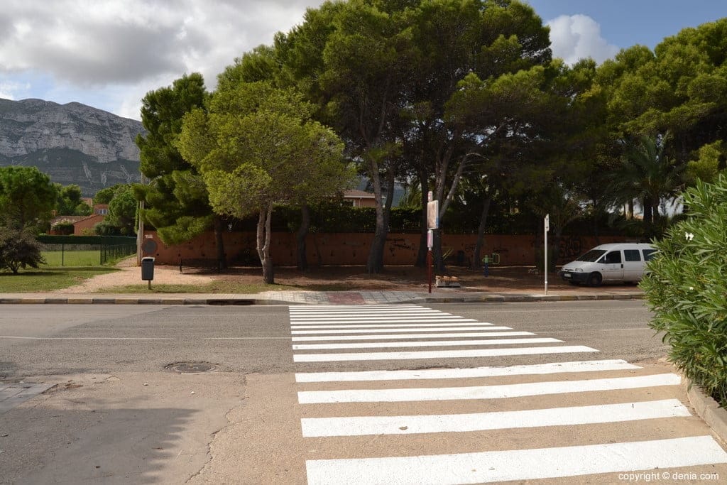 paso de peatones habilitado en la marineta