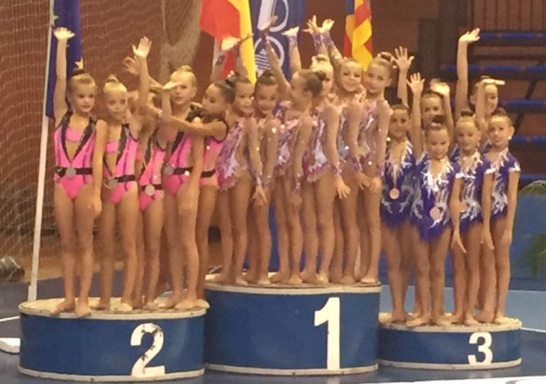 Sasha Vinogradova subcampeona provincial Benjamín con el conjunto de Calpe