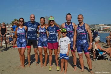 triatletas del denia triatlo que realizaron la modalidad sprint