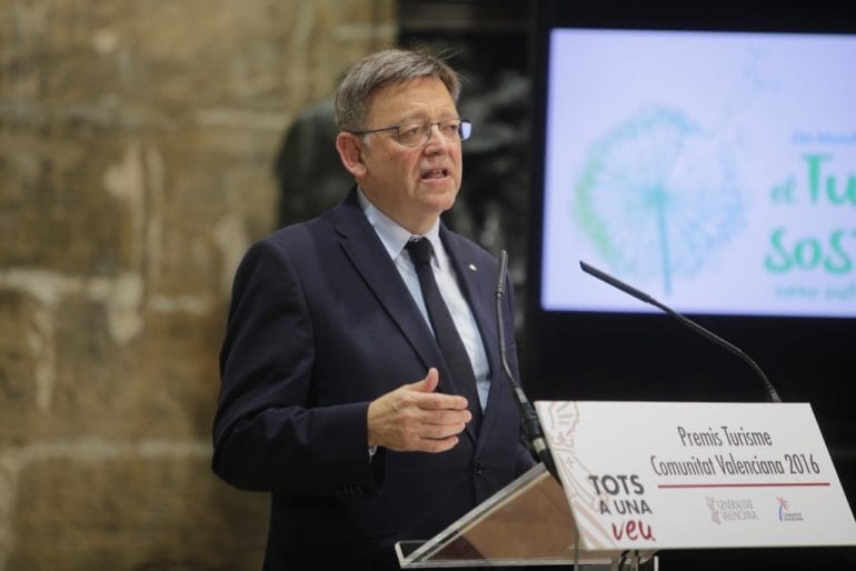Ximo Puig durante la entrega de los Premis Turisme Comunitat Valenciana