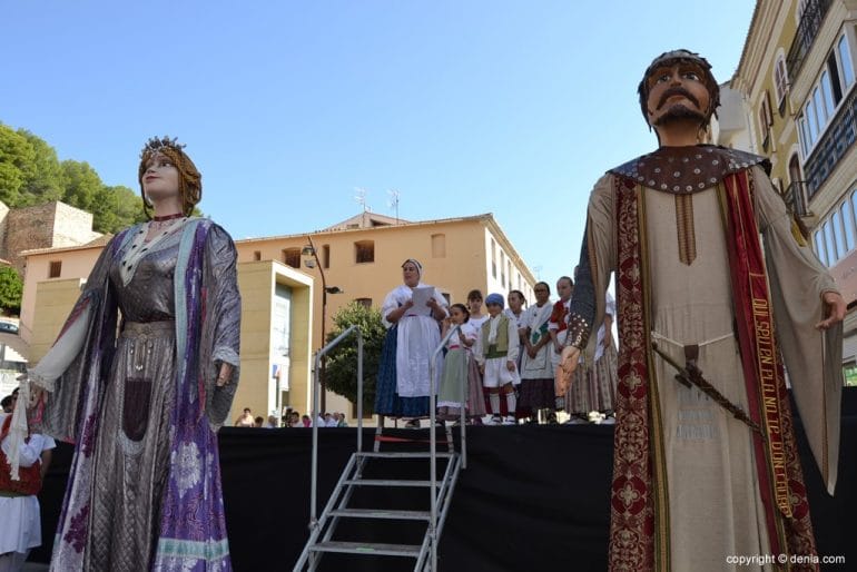 Dianium Dansa celebra el 9 d'Octubre - Gigantes Tirant i Carmesina