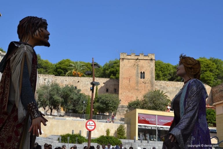 Dianium Dansa celebra el 9 d'Octubre - Gigantes Tirant i Carmesina