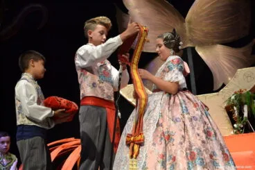 Presentación infantil París Pedrera 2018 – Imposición de banda