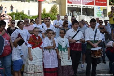 Dianium Dansa celebra el 9 d’Octubre – Miembros de Dianium Dansa