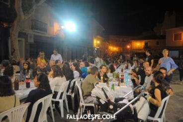 Cena de Mig Any en la Falla Oeste