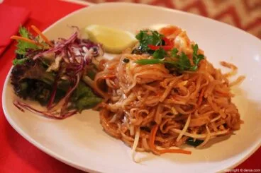 Comida Khao Gaeng Thai Street Food