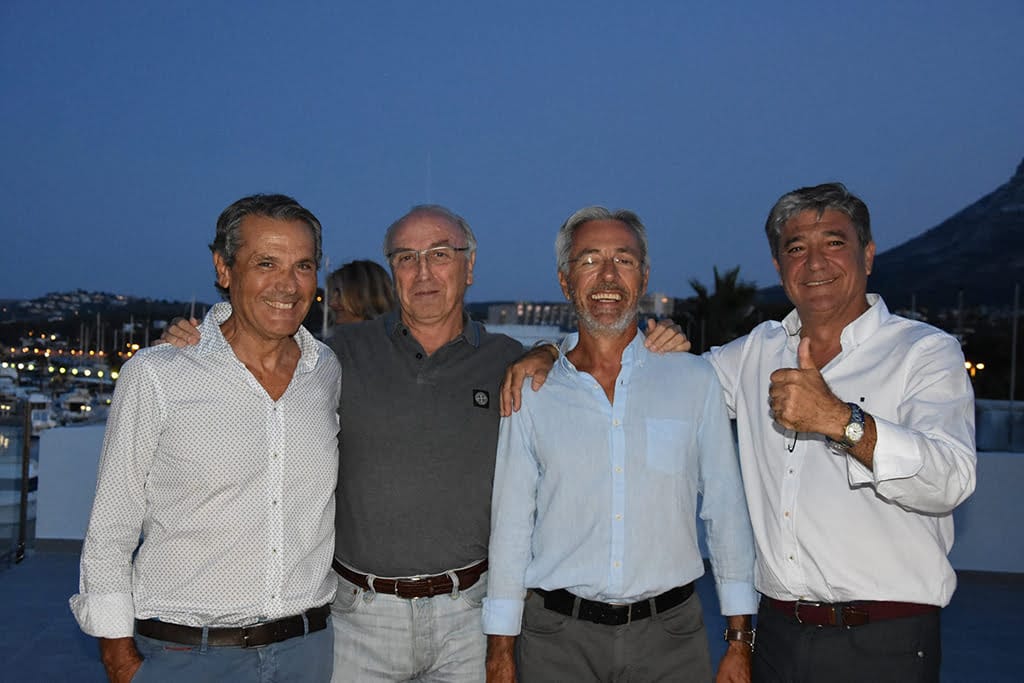 el presidente jaime portoles feliz con la decision de la junta electoral