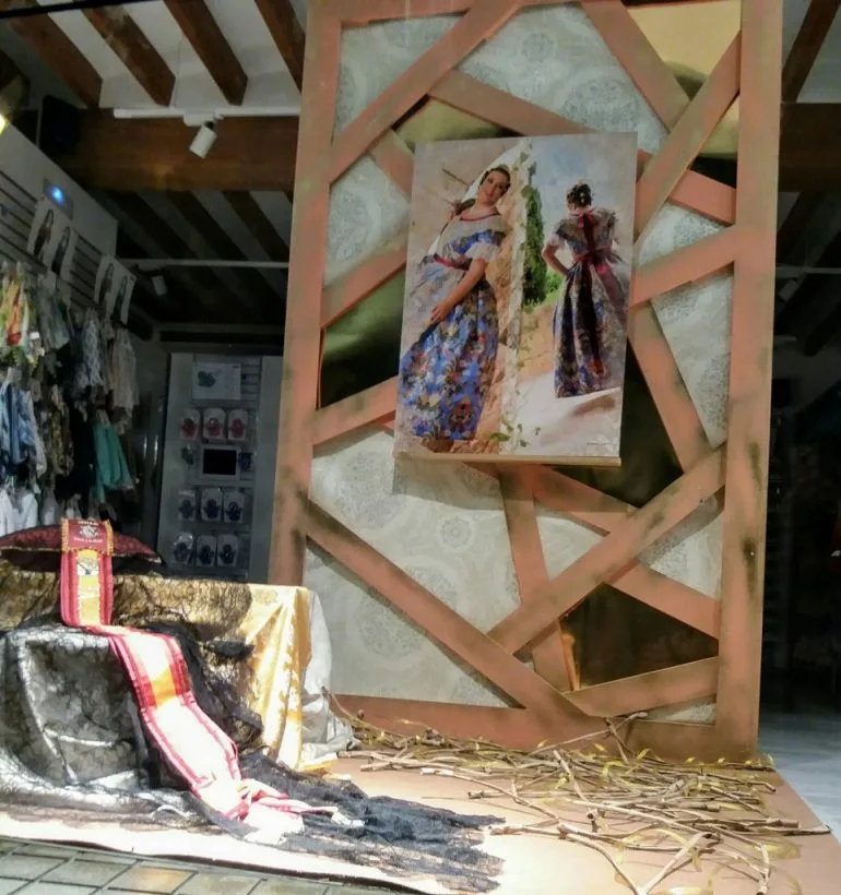 Escaparate de la presentación de Baix la Mar