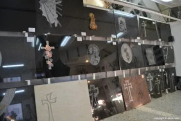 exposicion de lapidas