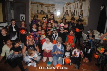fiesta halloween infantil en la falla oeste