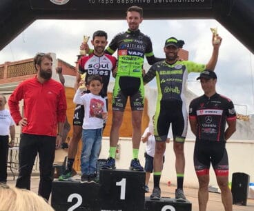 Javier Almela en el podio