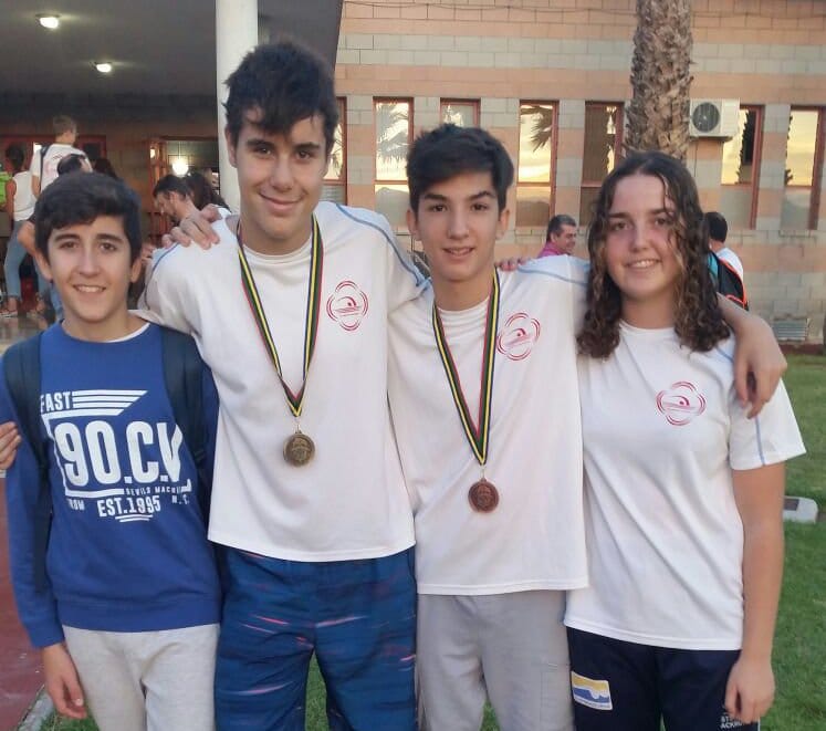 Victoria incontestable de Miguel Ordóñez en el primer trofeo de la temporada 2 nadadores dianenses en el trofeo de petrer
