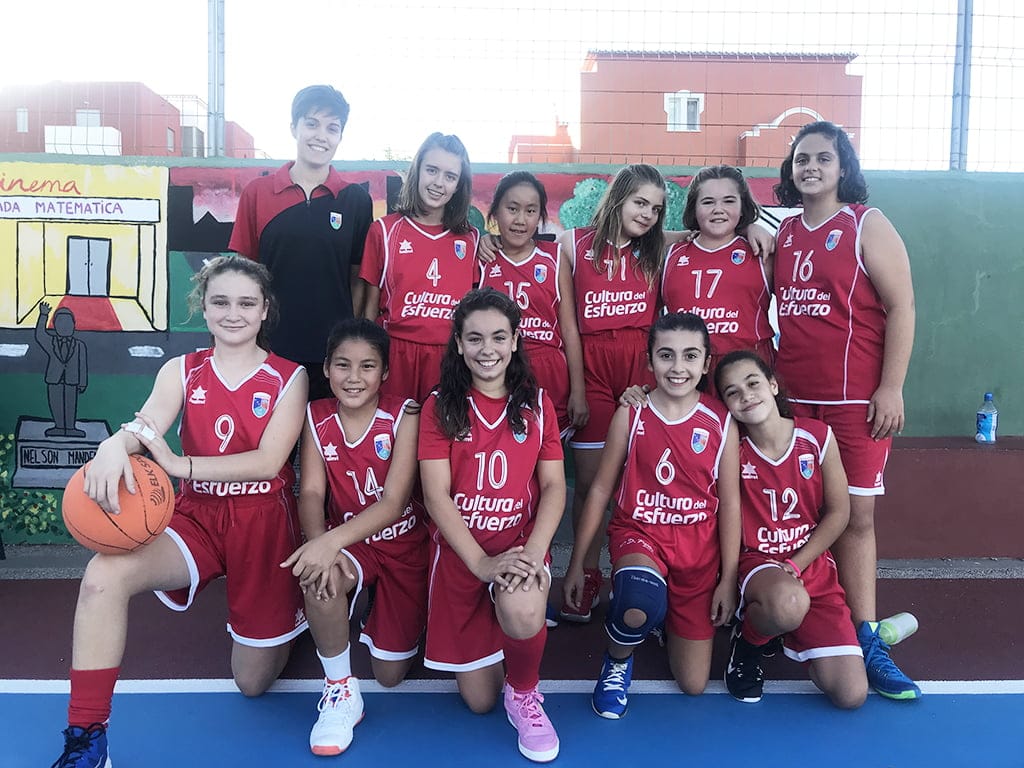 Primera derrota para las infantiles del Paidos Dénia ante el CB Ifach Calpe (35-68) 1 paidos infantil azul 1