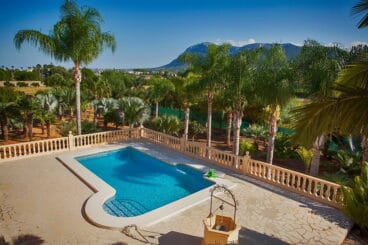 Piscina y pozo Stella Inmo Consulting