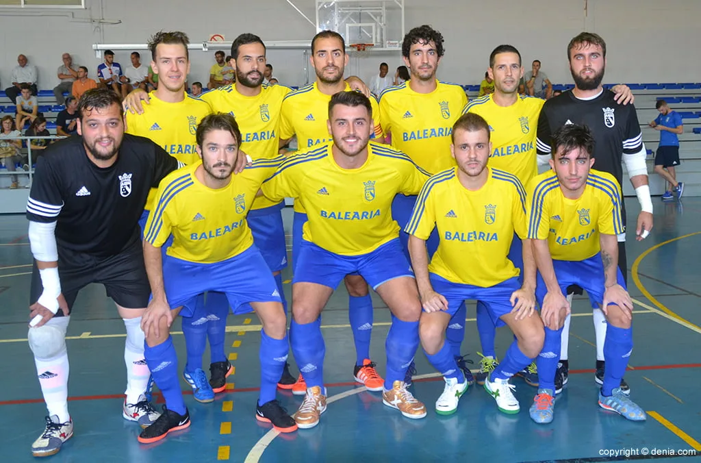 Curro lleva al Dénia Futsal a una gran victoria sobre La Unión FS (5-4) 2 plantilla del denia futsal ante la union santa coloma