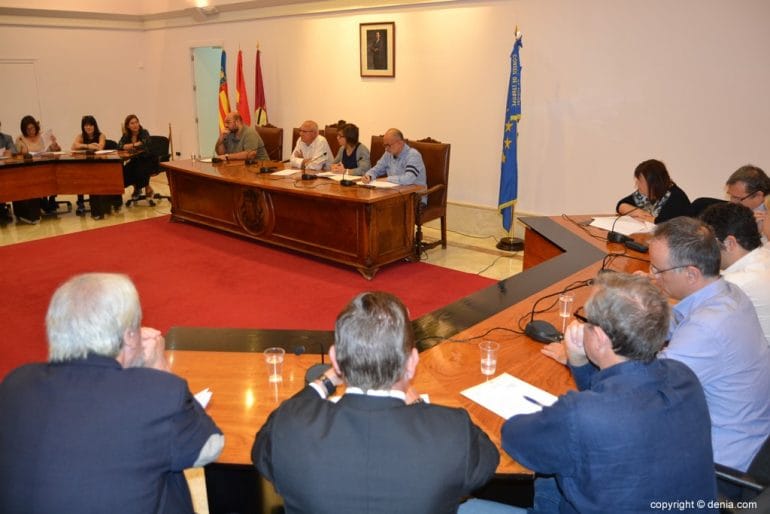 Pleno extraordinario de aprobación de la exposición al público del PGE