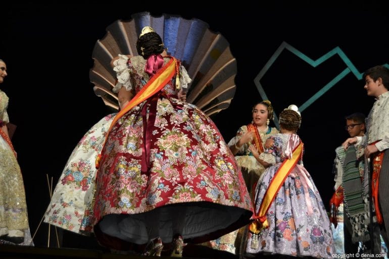 Presentación Falleras Mayores Darrere del Castell 2018 - Imposición de bandas