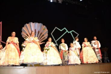Presentación Falleras Mayores Darrere del Castell 2018 – Con los cargos 2017