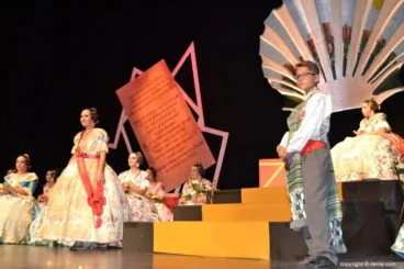 Presentación Falleras Mayores Darrere del Castell 2018 – Presidentes