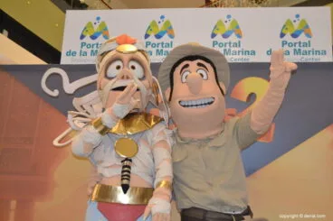 Visita de Tadeo Jones al Centro Comercial Portal de la Marina – Tadeo y la Momia