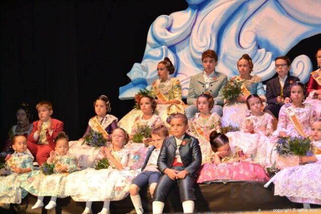 31 presentacion infantil de baix la mar aitana y carla