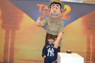 Visita de Tadeo Jones al Centro Comercial Portal de la Marina 2017 – Foto con Tadeo Jones