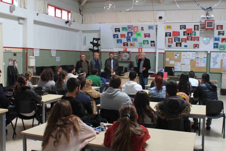 Agradecimiento a los voluntarios del IES María Ibars