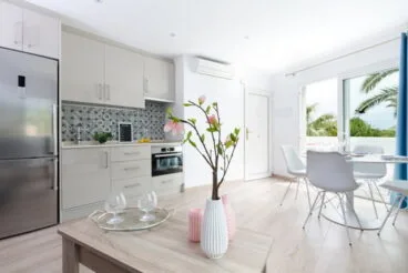 Amplia y luminosa cocina Apartamento alquiler Vacation Villas