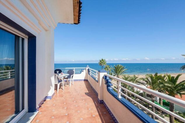 balcon al mar quality rent a villa