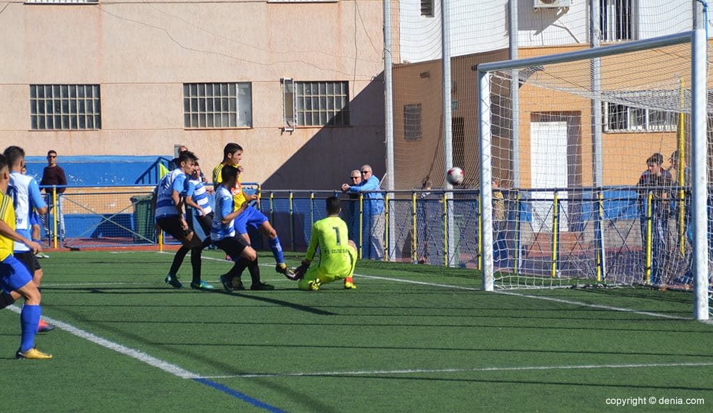 cabo remantado a puerta
