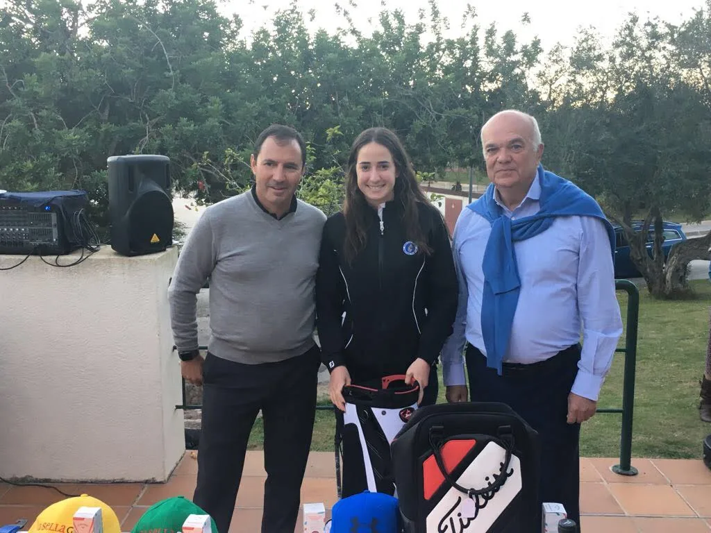 Carla Herrero con Pepe Bañó y Carlos García