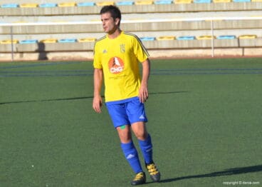 cesar jugador del cd denia