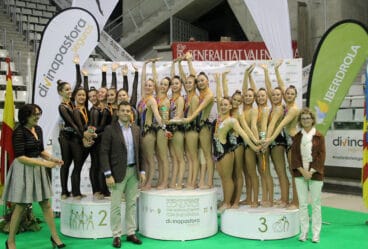 El conjunto juvenil del CG Dénia en lo más alto del podio de categoría juvenil