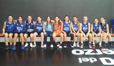 El equipo infantil Femenino en La Alqueria del Básket