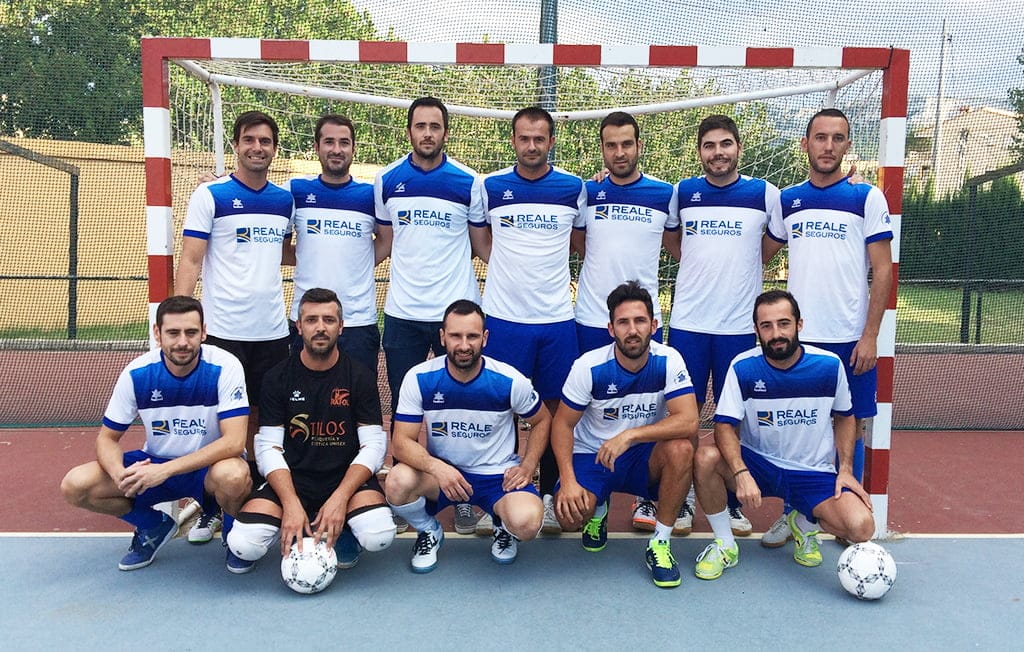 equipo reale audifonos romany