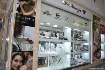 Escaparate de la joyería robada