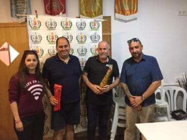 Jornada gastronomica en la falla Les Roques