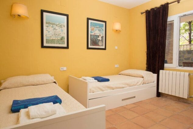 otra de las habitaciones aguila rent a villa