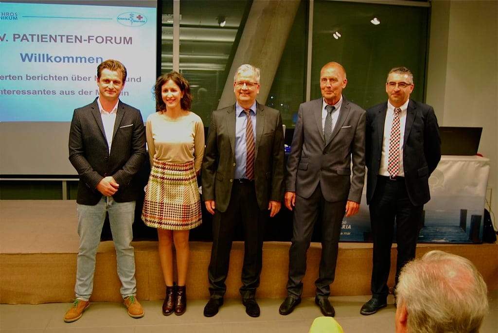reconocidos medicos acudieron al foro del paciente clinica glorieta