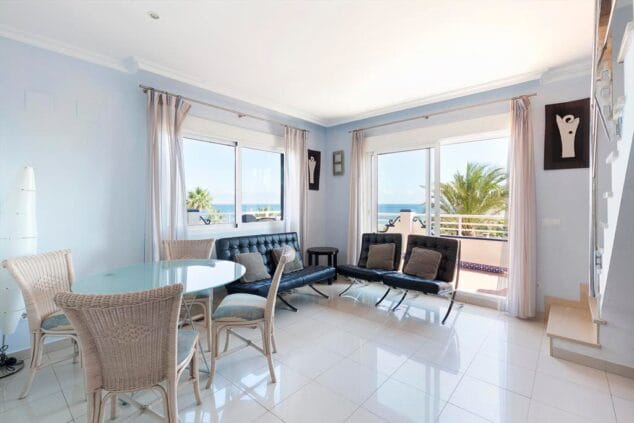 salon comedor quality rent a villa