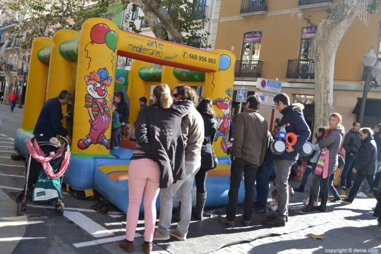 Día de la Banderita Dénia 2017 - Hinchables infantiles