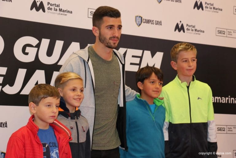 Gayà en Portal de la Marina - Familia con Gayà