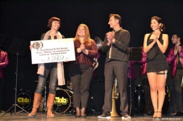 Concierto solidario Cachorras Band a favor de Matria – Entrega del cheque