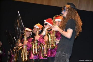 Concierto solidario Cachorras Band a favor de Matria – Saxos durante villancico