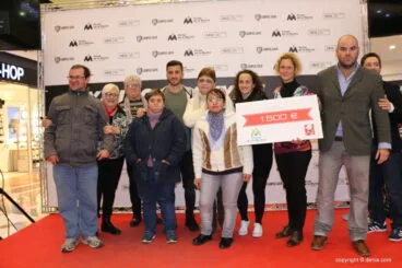 Gayà en Portal de la Marina – Entrega del cheque